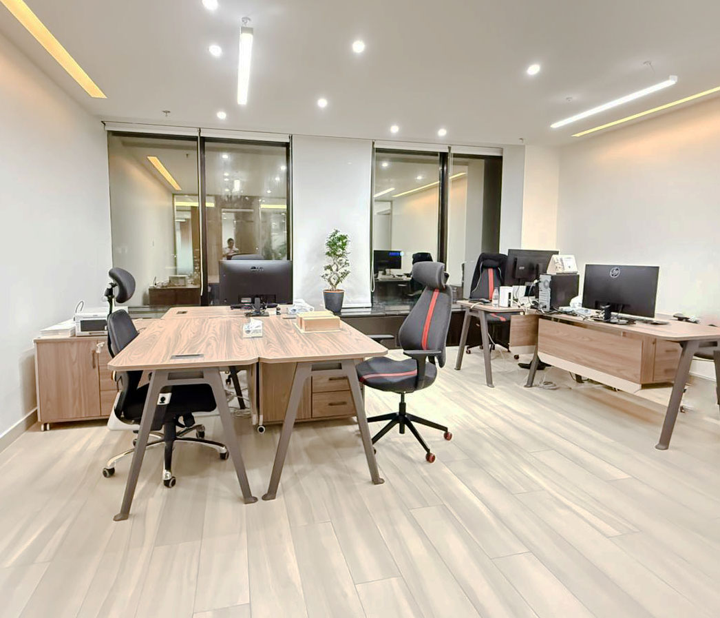 Office fit-out Riyadh after - Hanwha project meeting room finished
