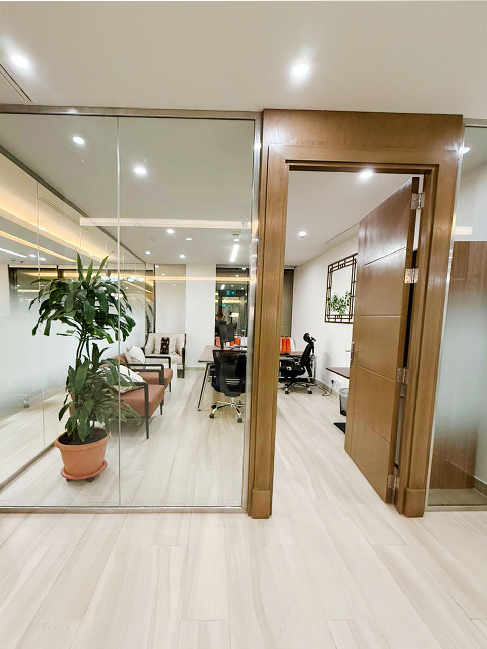 Office fit-out Riyadh boardroom - Hanwha project